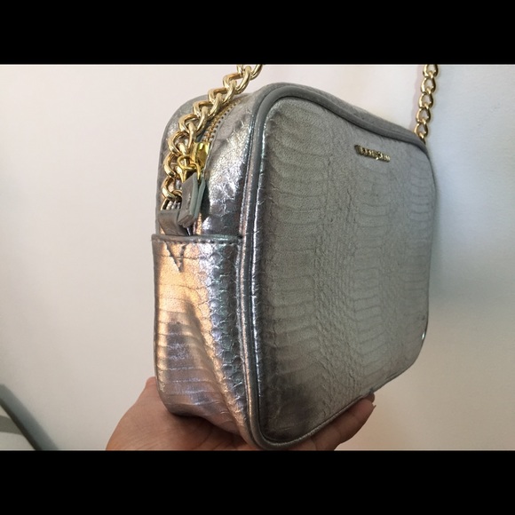 Victoria’s Secret Metallic Crossbody Bag - Picture 5 of 7